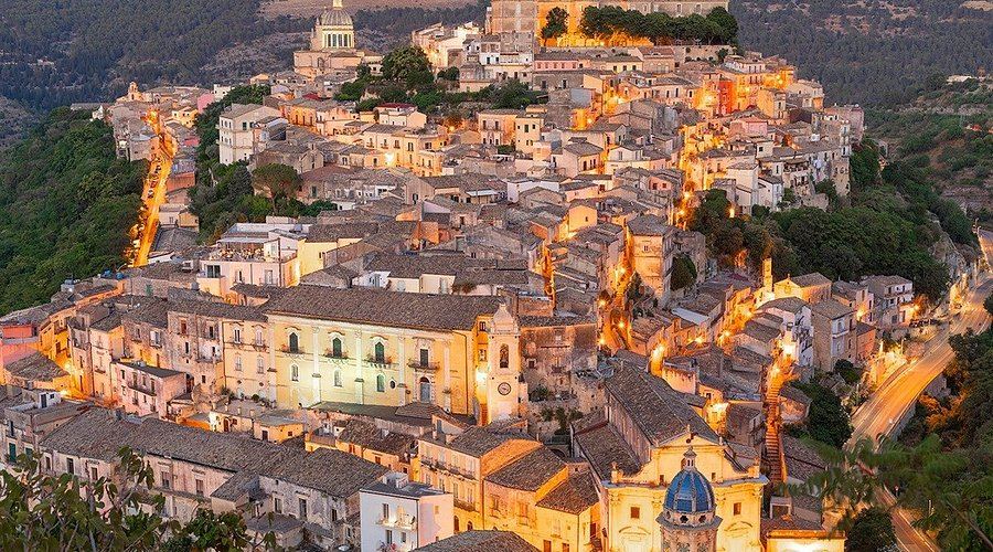 Barokowa Ragusa Ibla z katedrą Duomo di San Giorgio